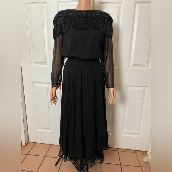 Diane Freis 2 Piece 100% Silk Tassels Blinged Top with 2 layers Flared Skirt - Picture 8 of 14